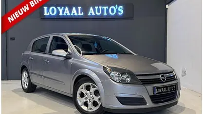 Grijs Gebruikt 2005 Opel Astra Elegance Hatchback | € 1.749 (Goede deal)