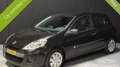 Occasion Renault Clio II Dynamique 75 PK (55 kW) 2009 Zwart Hatchback