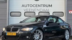 Zwart, metallic lak Gebruikt 2009 BMW 320 M Sport Coupé | € 6.950 (Eerlijke prijs)