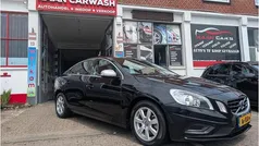Zwart Gebruikt 2012 Volvo S60 R-Design Sedan | € 8.745 (Goede deal)