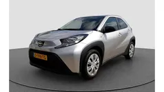 Gebruikt 2023 Toyota Aygo Play Hatchback | € 16.745 (Eerlijke prijs)