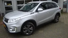 Gebruikt 2018 Suzuki Vitara SUV | € 17.900 (Eerlijke prijs)