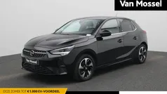 Zwart Gebruikt 2023 Opel Corsa-e Elegance Hatchback | € 18.400 (Eerlijke prijs)