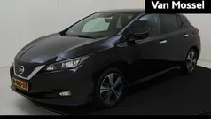 Zwart, metallic lak Gebruikt 2019 Nissan Leaf 360º Hatchback | € 15.940 (Eerlijke prijs)