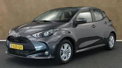 Gebruikt 2024 Toyota Yaris Hybrid Active Hatchback | € 23.445 (Eerlijke prijs)