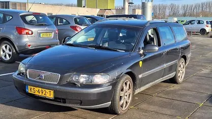 Occasion 2004 Volvo V70 Stationwagen | € 1.250 (Super prijs)