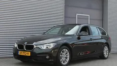 Zwart Gebruikt 2016 BMW 320 Executive Stationwagen | € 12.999 (Goede deal)