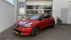Rood Occasion 2013 Renault Clio IV Expression Hatchback | € 6.495 (Eerlijke prijs)