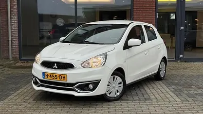 Wit Occasion 2020 Mitsubishi Space Star Hatchback | € 6.750 (Goede deal)