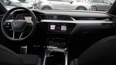 Grijs Gebruikt 2024 Audi Q8 Sportback e-tron Competition SUV | € 62.950 (Super prijs)