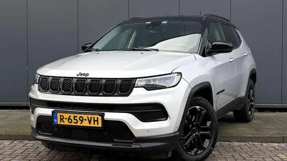 Grijs Occasion 2022 Jeep Compass Night Eagle SUV | € 24.900 (Eerlijke prijs)