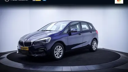 Blauw Occasion 2018 BMW 216 Executive Stationwagen | € 16.025 (Eerlijke prijs)
