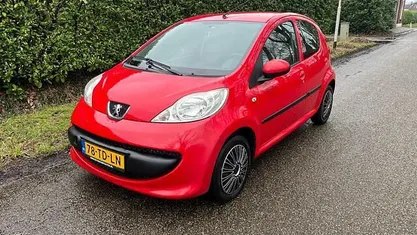 Occasion Peugeot 107 68 PK (50 kW) 2006 Rood Hatchback