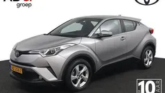 Gebruikt 2017 Toyota C-HR SUV | € 17.950 (Eerlijke prijs)