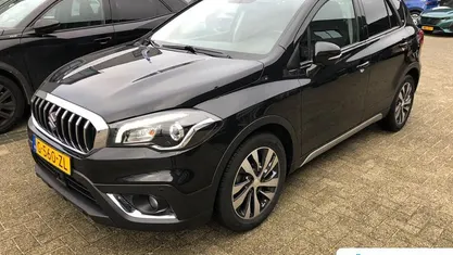 Occasion 2020 Suzuki SX4 S-Cross SUV | € 22.395 (Eerlijke prijs)