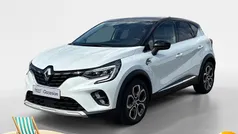 Licht wit Gebruikt 2022 Renault Captur Techno SUV | € 22.435 (Eerlijke prijs)