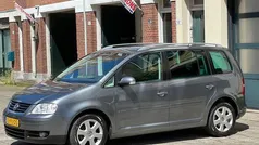 Grijs Gebruikt 2004 VW Touran Highline MPV | € 2.745 (Eerlijke prijs)