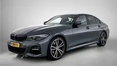 Gebruikt 2022 BMW 320 Comfort Edition Sedan | € 34.445 (Eerlijke prijs)
