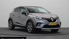 Grijs Gebruikt 2024 Renault Captur Techno SUV | € 29.440 (Eerlijke prijs)