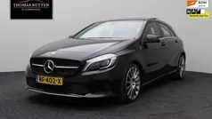 Zwart Gebruikt 2017 Mercedes A180 Edition Hatchback | € 15.750 (Eerlijke prijs)