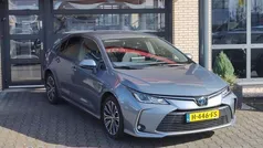 Grijs Gebruikt 2020 Toyota Corolla Business Edition Sedan | € 17.950 (Eerlijke prijs)