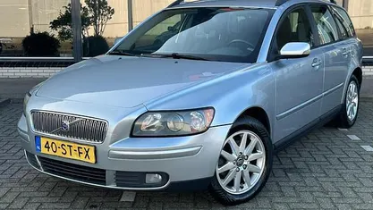 Grijs Occasion 2006 Volvo V50 Stationwagen | € 2.950 (Eerlijke prijs)