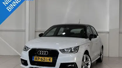 Wit Occasion 2017 Audi A1 Sportback S-Line Hatchback | € 13.600 (Eerlijke prijs)