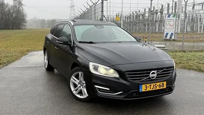 Occasion Volvo V60 Summum 215 PK (158 kW) 2014 Zwart Stationwagen