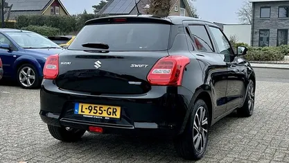 Occasion 2021 Suzuki Swift Style Hatchback | € 18.450 (Eerlijke prijs)