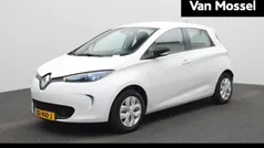 Ijswit 369 Gebruikt 2019 Renault Zoe Life Hatchback | € 11.440 (Eerlijke prijs)
