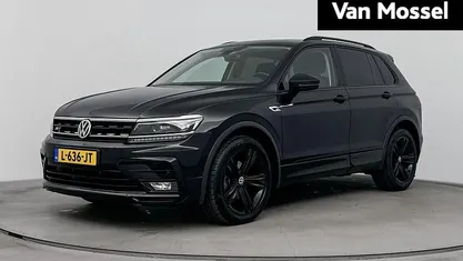 Zwart Occasion 2020 VW Tiguan Highline SUV | € 32.900 (Eerlijke prijs)