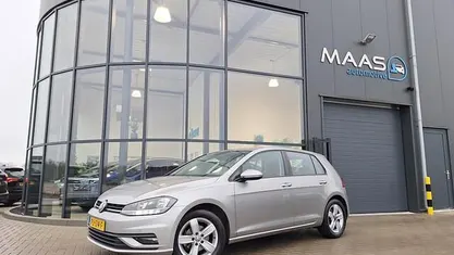 Occasion 2017 VW Golf VII Hatchback | € 9.999 (Goede deal)