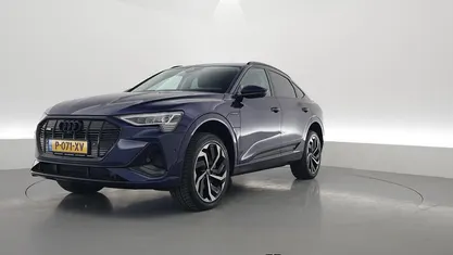 Blauw Gebruikt 2021 Audi e-tron S-Line SUV | € 34.900 (Eerlijke prijs)
