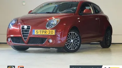 Rood Gebruikt 2014 Alfa Romeo MiTo Hatchback | € 6.900 (Eerlijke prijs)