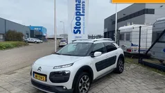 Wit Gebruikt 2017 Citroën C4 Cactus Rip Curl Hatchback | € 9.950 (Eerlijke prijs)
