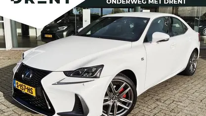 Wit Gebruikt 2018 Lexus IS300h Sport Line Sedan | € 30.895
