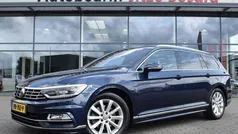 Blauw Gebruikt 2018 VW Passat Highline Stationwagen | € 19.950 (Eerlijke prijs)