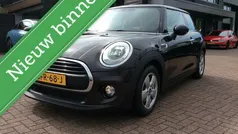 Gebruikt 2016 Mini Cooper Business Hatchback | € 11.450 (Eerlijke prijs)