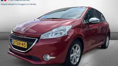 Rood Gebruikt 2014 Peugeot 208 Style Hatchback | € 7.750 (Eerlijke prijs)