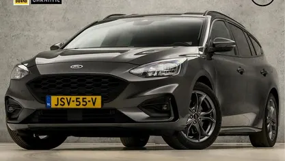 Grijs Occasion 2021 Ford Focus ST-Line Stationwagen | € 20.445 (Goede deal)