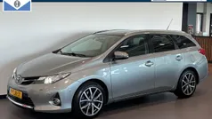 Grijs Gebruikt 2014 Toyota Auris Hybrid Stationwagen | € 10.950 (Eerlijke prijs)