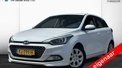 Wit Gebruikt 2016 Hyundai i20 Hatchback | € 11.945 (Eerlijke prijs)