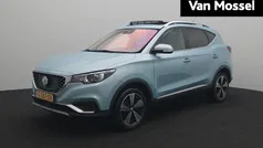 Blauw Gebruikt 2019 MG ZS Luxury Sedan | € 13.495 (Eerlijke prijs)