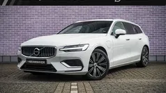 Gebruikt 2020 Volvo V60 R-Design Stationwagen | € 31.694 (Eerlijke prijs)