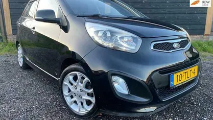Occasion Kia Picanto Start 86 PK (63 kW) 2012 Zwart Hatchback