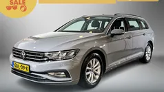 Grijs Gebruikt 2023 VW Passat Business Stationwagen | € 32.995 (Super prijs)