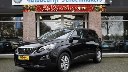 Zwart Gebruikt 2020 Peugeot 5008 Active MPV | € 18.890 (Goede deal)