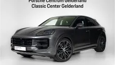 Grijs Gebruikt 2025 Porsche Cayenne Turbo E-Hybrid SUV | € 239.900 (Super prijs)