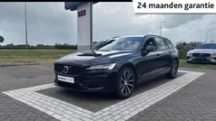 Zwart Gebruikt 2025 Volvo V60 Plus Stationwagen | € 48.940 (Eerlijke prijs)
