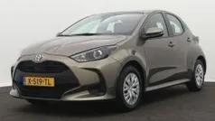 Groen metallic Gebruikt 2024 Toyota Yaris Active Hatchback | € 21.945 (Eerlijke prijs)